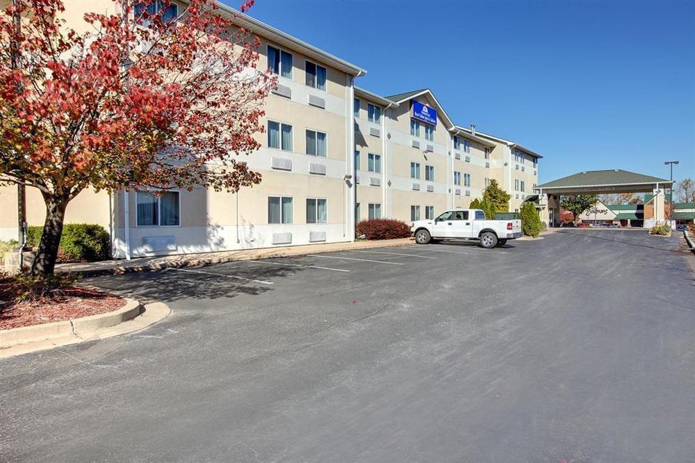 Americas Best Value Inn And Suites Saint Charles Exterior photo