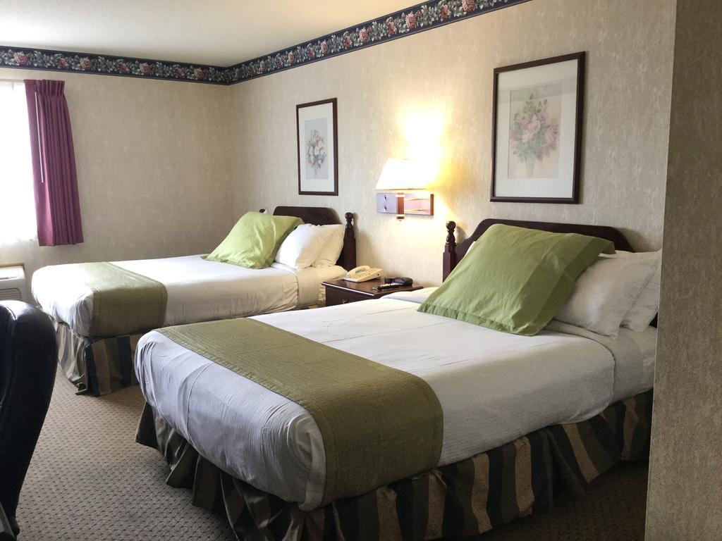 Americas Best Value Inn And Suites Saint Charles Exterior photo