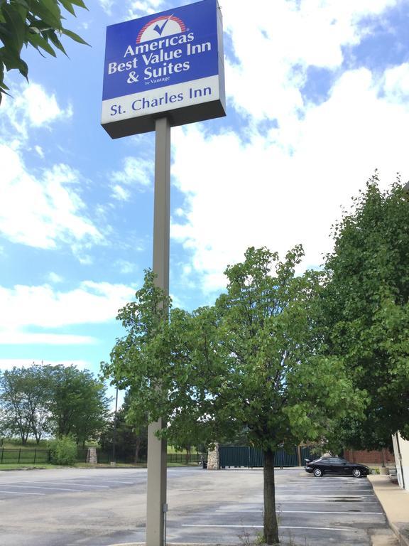 Americas Best Value Inn And Suites Saint Charles Exterior photo