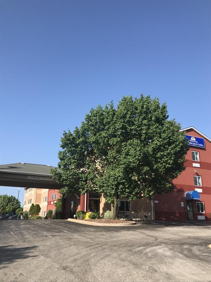 Americas Best Value Inn And Suites Saint Charles Exterior photo
