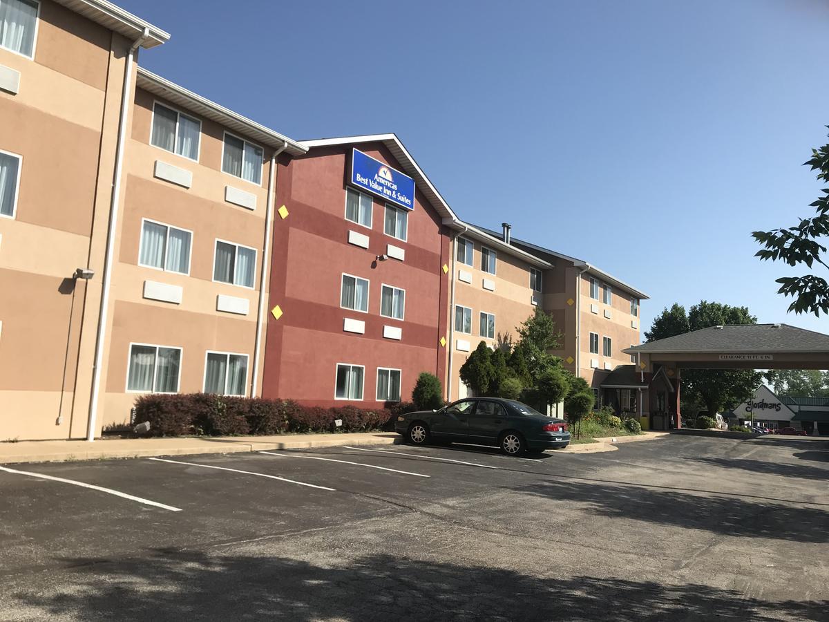 Americas Best Value Inn And Suites Saint Charles Exterior photo