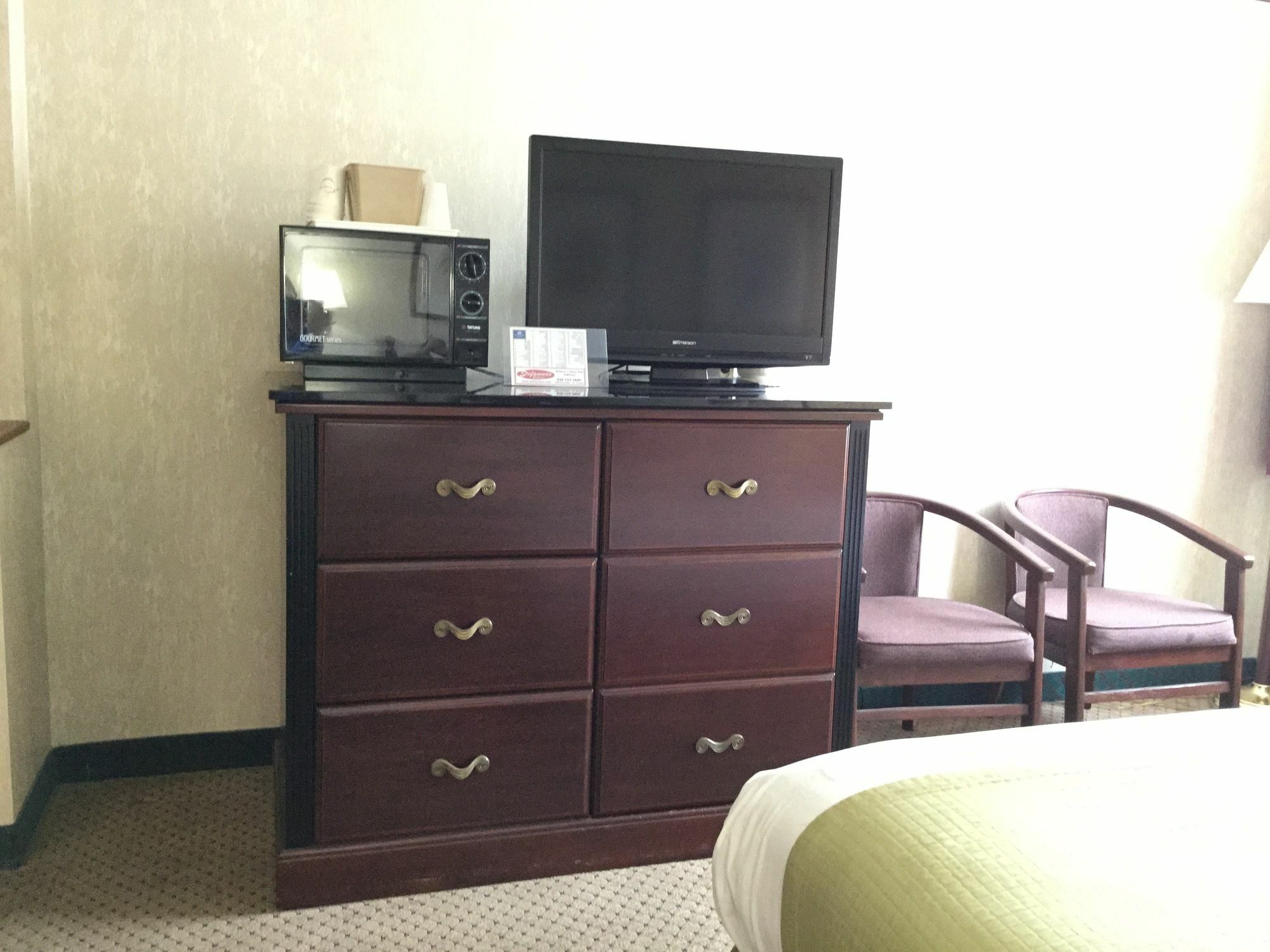 Americas Best Value Inn And Suites Saint Charles Exterior photo