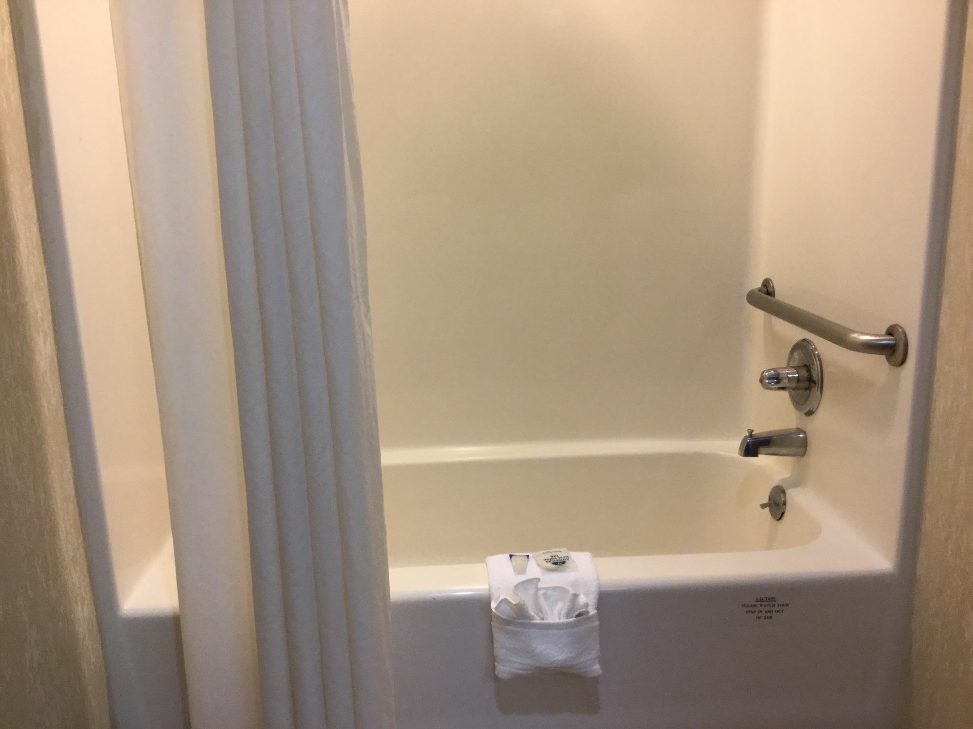 Americas Best Value Inn And Suites Saint Charles Exterior photo