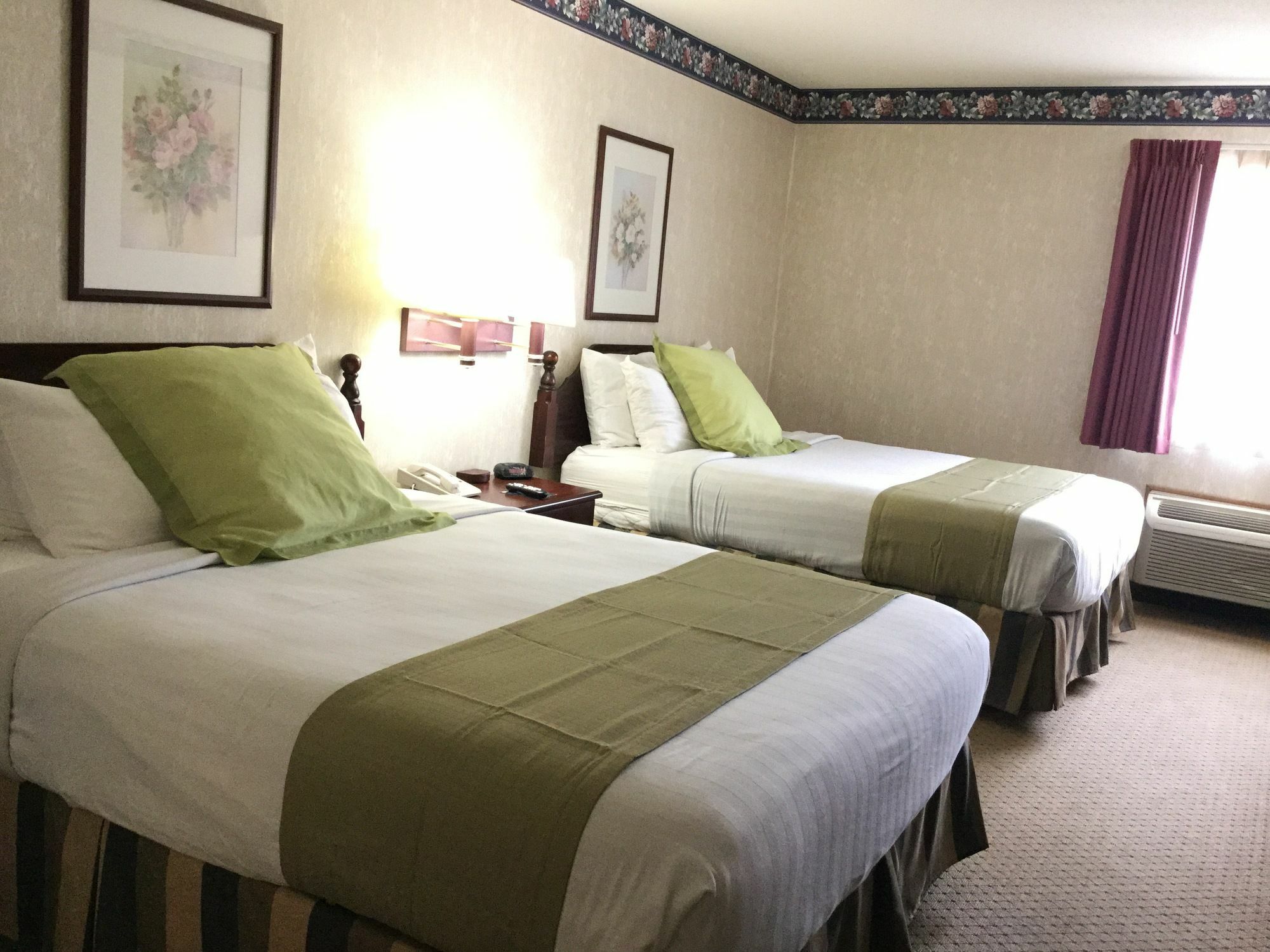 Americas Best Value Inn And Suites Saint Charles Exterior photo